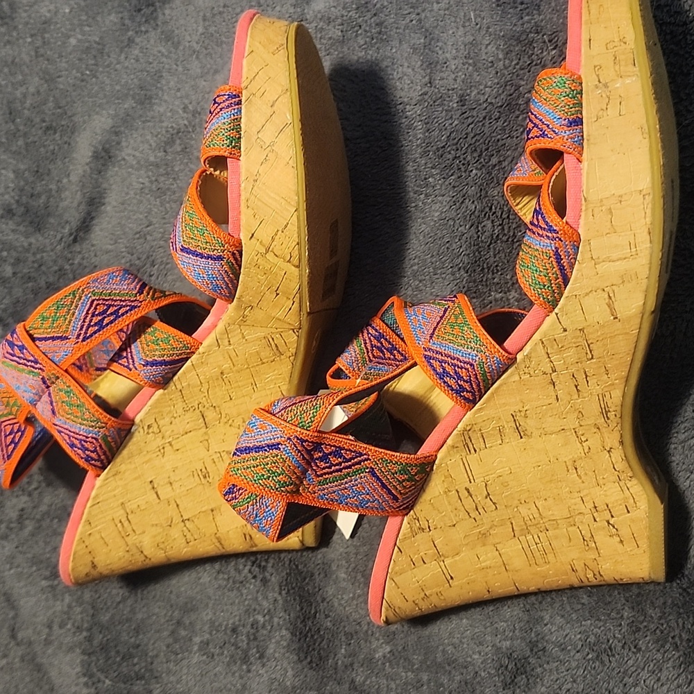 CL by Laundry brand Espadrilles Size 9 NWT